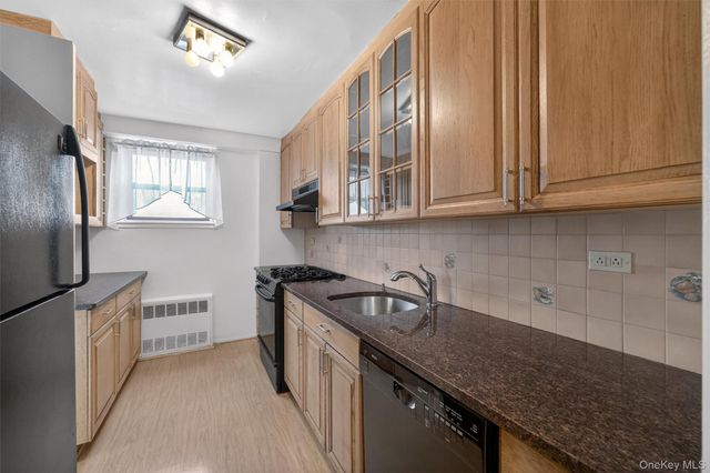 5700 Arlington Avenue 22B, Bronx, NY 10471