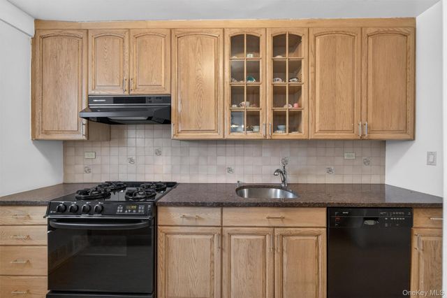 5700 Arlington Avenue 22B, Bronx, NY 10471