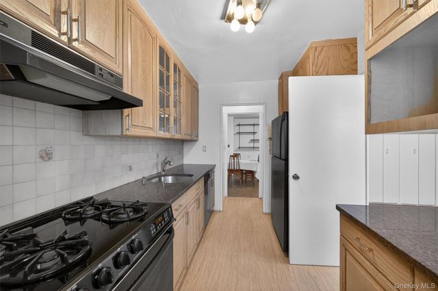 5700 Arlington Avenue 22B, Bronx, NY 10471