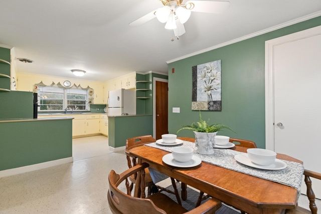 218 Lowell St, Wakefield, MA 01880