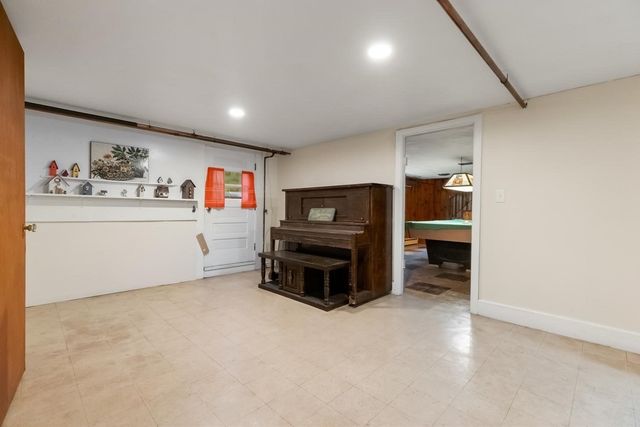 218 Lowell St, Wakefield, MA 01880