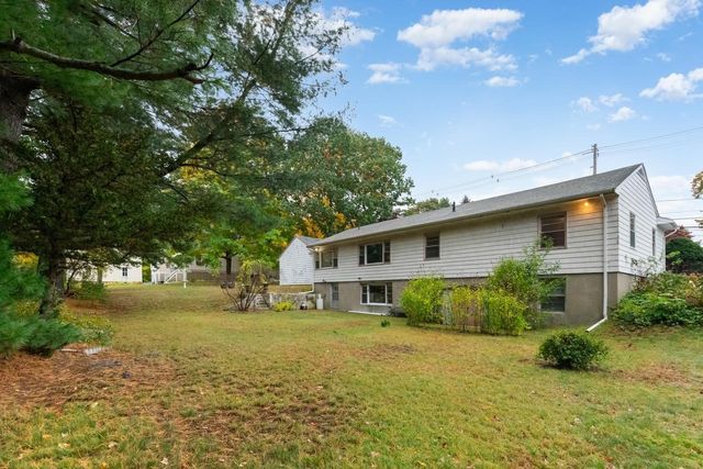 218 Lowell St, Wakefield, MA 01880