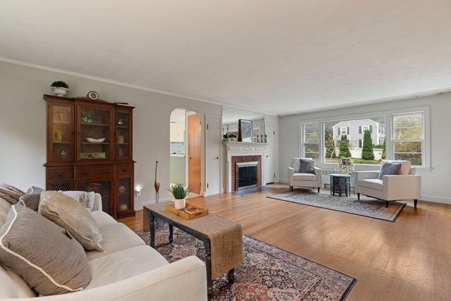218 Lowell St, Wakefield, MA 01880