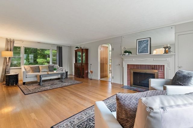 218 Lowell St, Wakefield, MA 01880