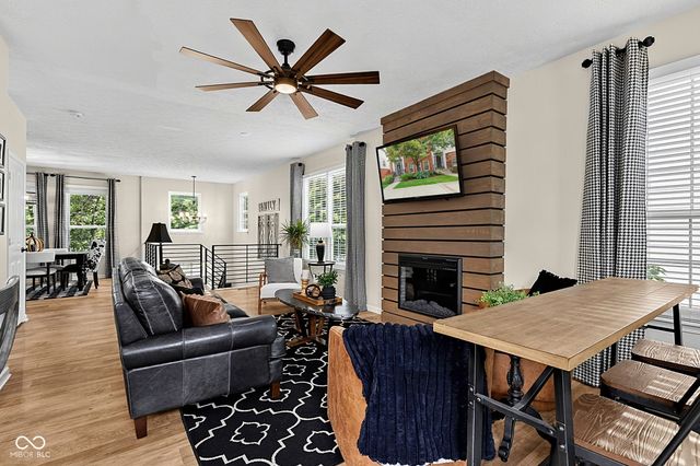 1098 Cavendish Drive, Carmel, IN 46032