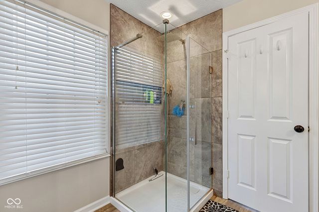 1098 Cavendish Drive, Carmel, IN 46032