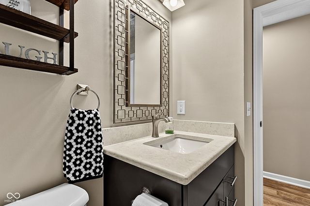 1098 Cavendish Drive, Carmel, IN 46032
