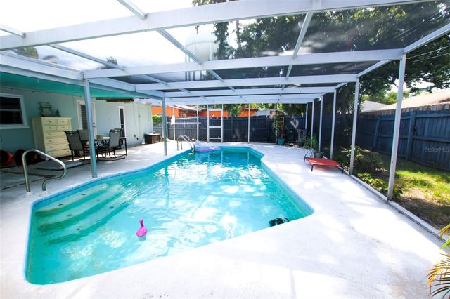 1462 CAROLYN LANE, Clearwater, FL 33755