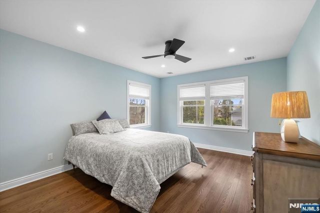 20 Ravine Avenue, Wyckoff, NJ 07481