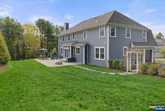 20 Ravine Avenue, Wyckoff, NJ 07481