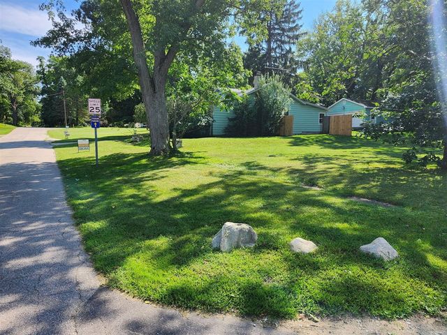 20 S Bronson Street, New Buffalo, MI 49117