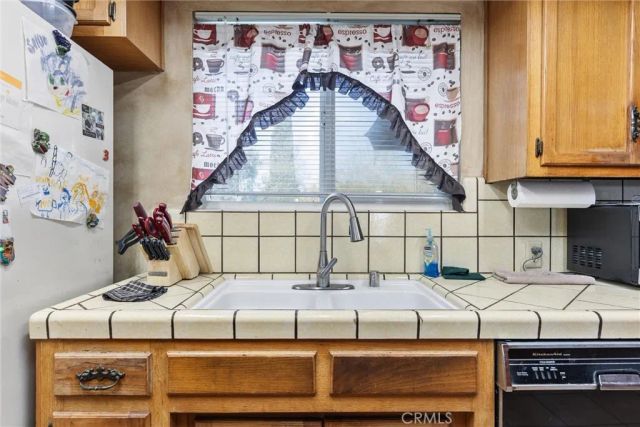 7519 Man O War Street, Bakersfield, CA 93307