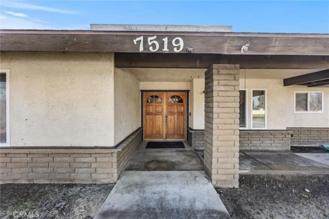 7519 Man O War Street, Bakersfield, CA 93307