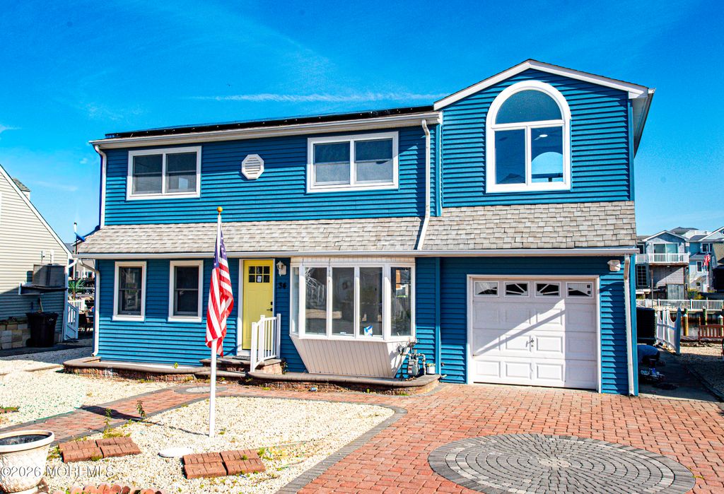 34 Frank Drive, Manahawkin, NJ 08050