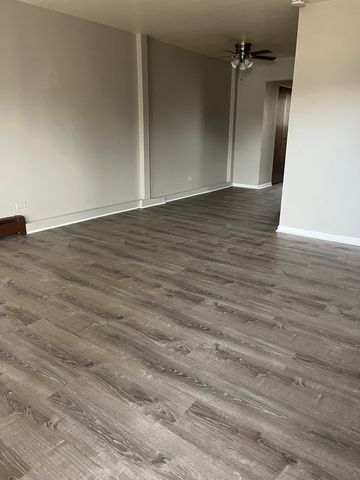 8701 S 84th Court 9, Hickory Hills, IL 60457