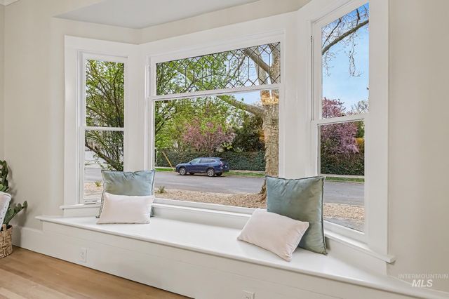 1004 N 17th, Boise, ID 83702