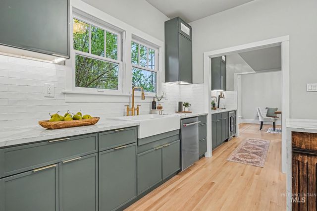 1004 N 17th, Boise, ID 83702