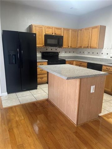 2762 Parkway Cove, Lithonia, GA 30058