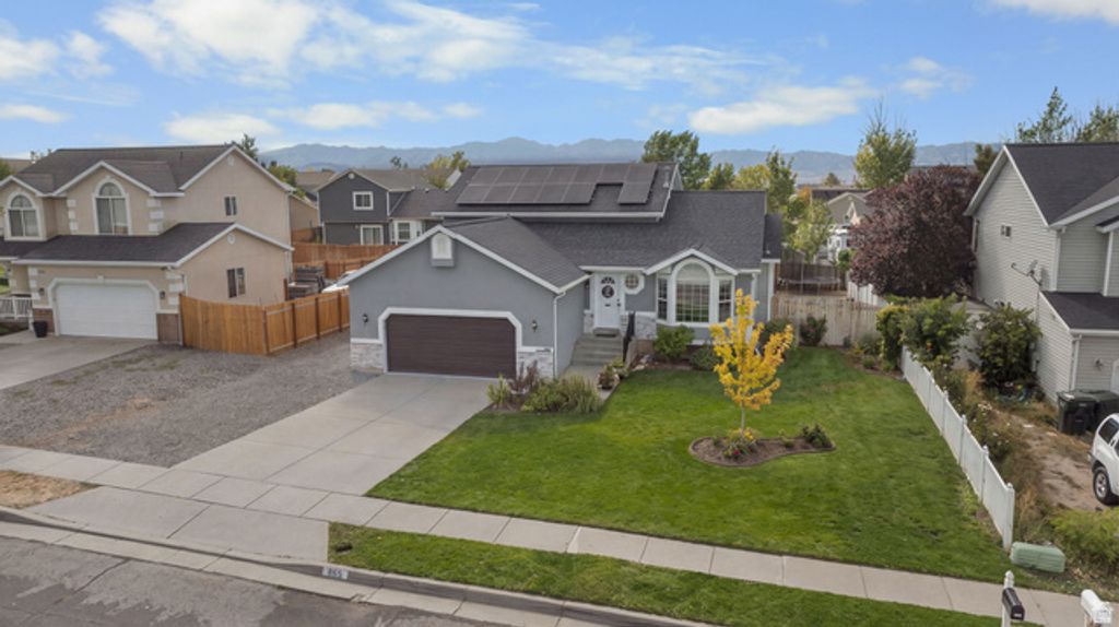 985 N WHITAKER DR, Tooele, UT 84074 — photo 2
