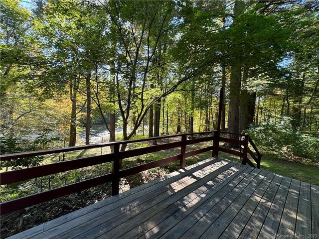 32 Beeholm Road 2, Redding, CT 06896