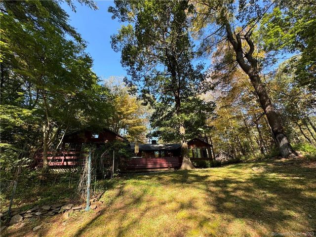 32 Beeholm Road 2, Redding, CT 06896
