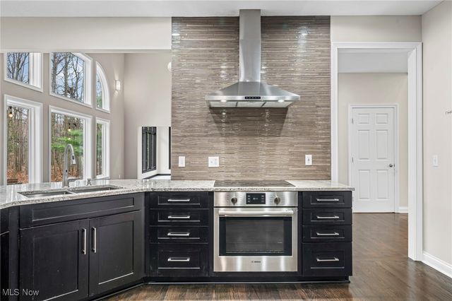 1515 Stone Court, Westlake, OH 44145