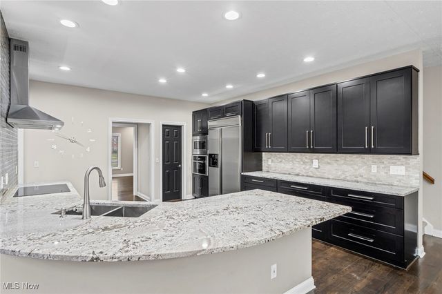 1515 Stone Court, Westlake, OH 44145