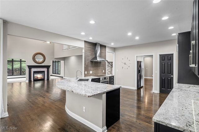 1515 Stone Court, Westlake, OH 44145