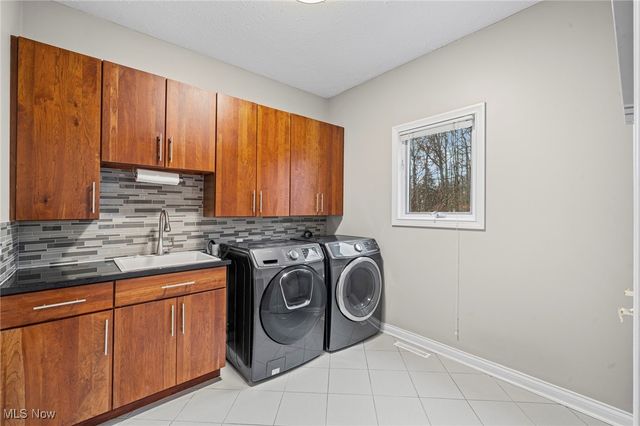 1515 Stone Court, Westlake, OH 44145