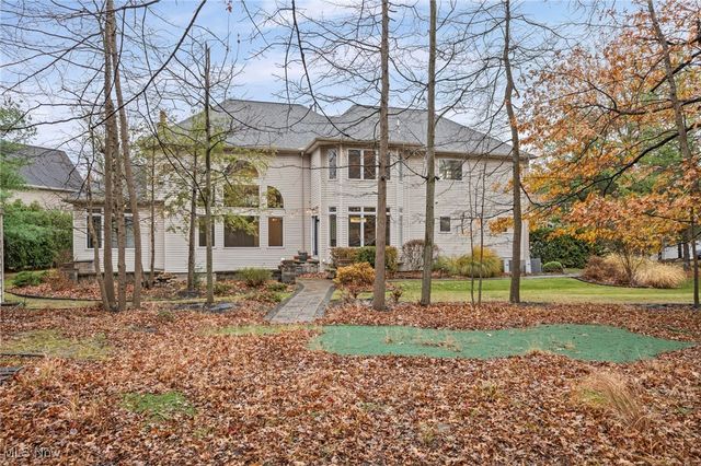 1515 Stone Court, Westlake, OH 44145