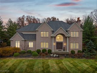1515 Stone Court, Westlake, OH 44145