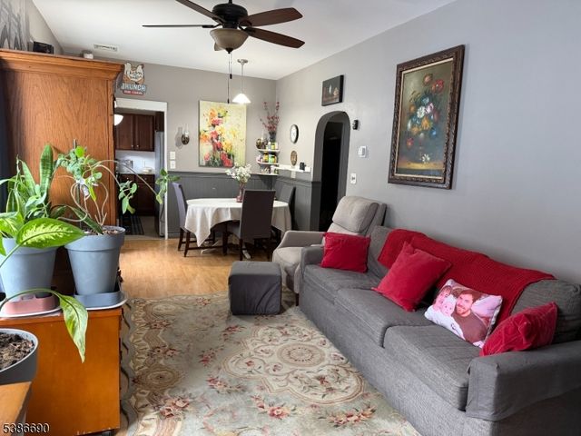 324 Dewitt St, Linden City, NJ 07036