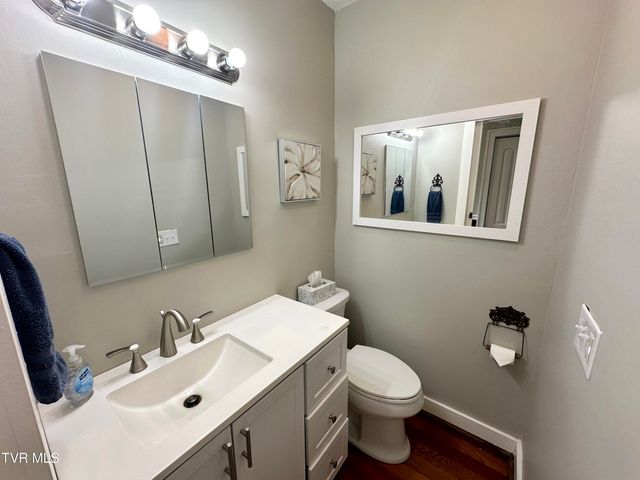 212 Main Street, Bluff City, TN 37618