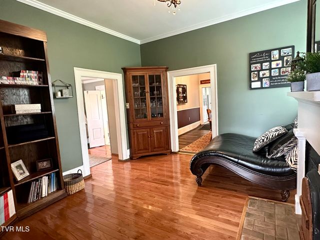 212 Main Street, Bluff City, TN 37618