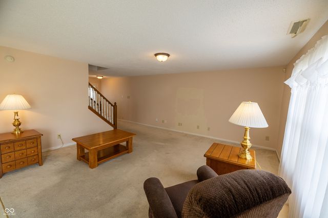 3348 Summer Breeze Lane, Indianapolis, IN 46239