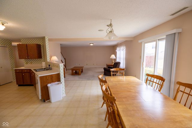 3348 Summer Breeze Lane, Indianapolis, IN 46239