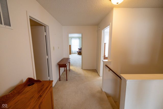 3348 Summer Breeze Lane, Indianapolis, IN 46239