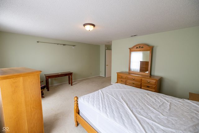 3348 Summer Breeze Lane, Indianapolis, IN 46239