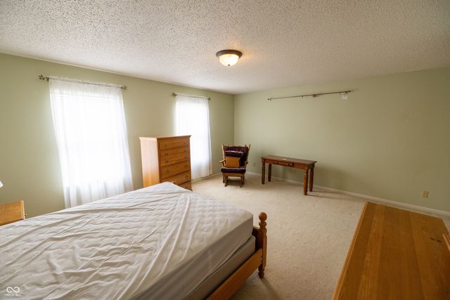 3348 Summer Breeze Lane, Indianapolis, IN 46239