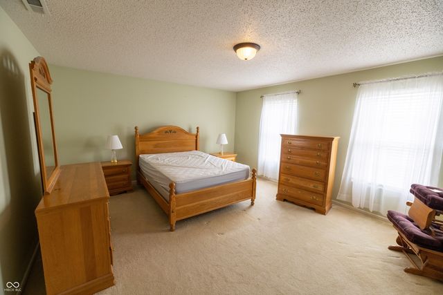 3348 Summer Breeze Lane, Indianapolis, IN 46239