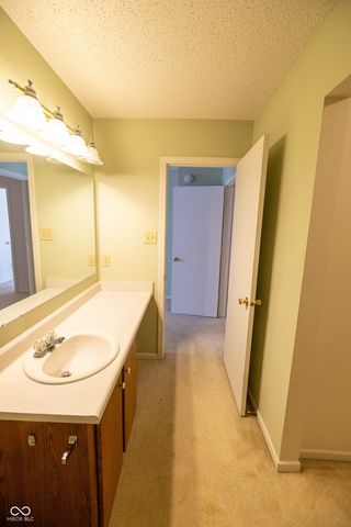 3348 Summer Breeze Lane, Indianapolis, IN 46239