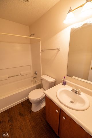 3348 Summer Breeze Lane, Indianapolis, IN 46239