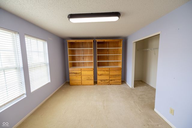 3348 Summer Breeze Lane, Indianapolis, IN 46239