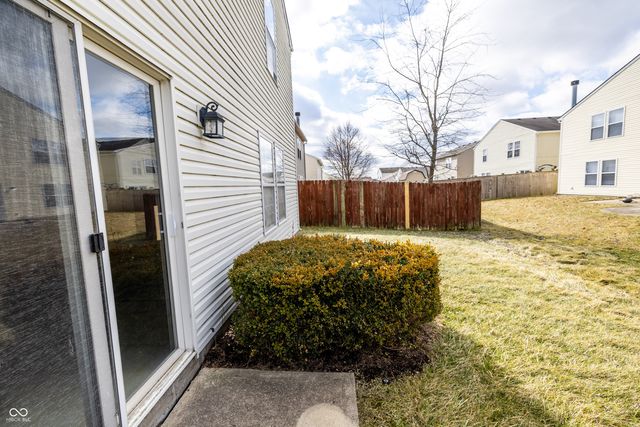 3348 Summer Breeze Lane, Indianapolis, IN 46239