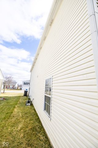 3348 Summer Breeze Lane, Indianapolis, IN 46239