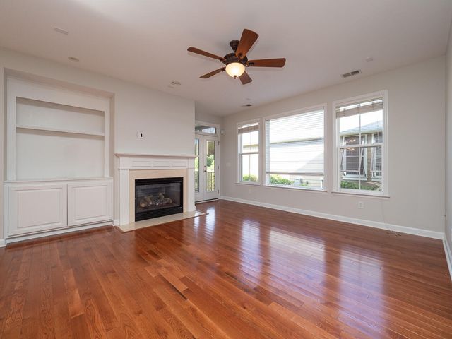 3040 Treadwell Street, Mount Pleasant, SC 29466