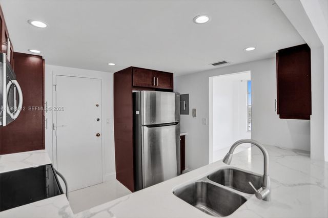 3800 S Ocean Dr 1805, Hollywood, FL 33019