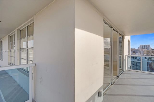 3800 S Ocean Dr 1805, Hollywood, FL 33019