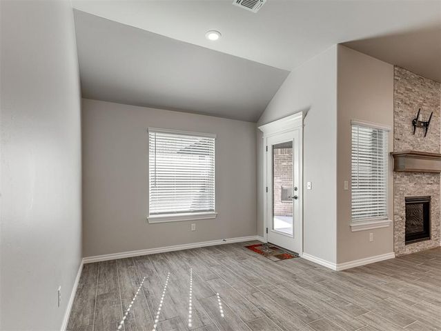8401 Hazelwood Way, Edmond, OK 73034