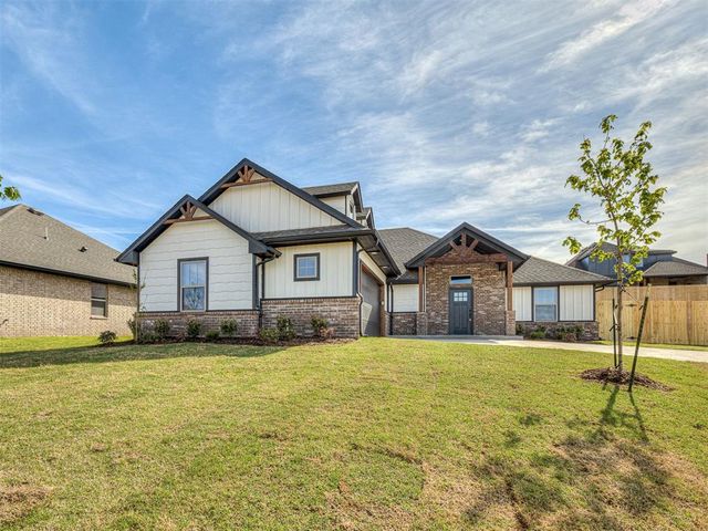 8401 Hazelwood Way, Edmond, OK 73034